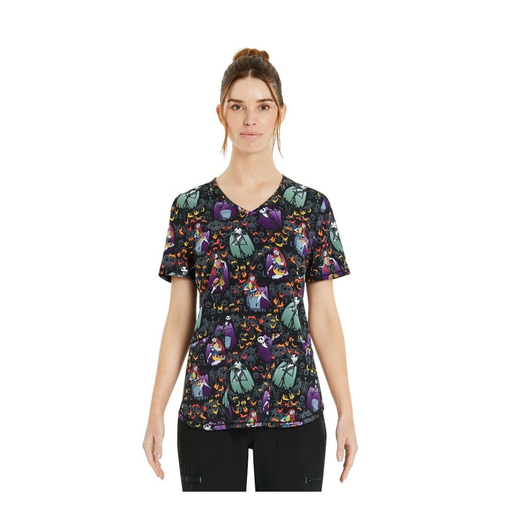 NWT Nightmare Before Christmas Alive With Love Women’s V-Neck Print Scrub Top